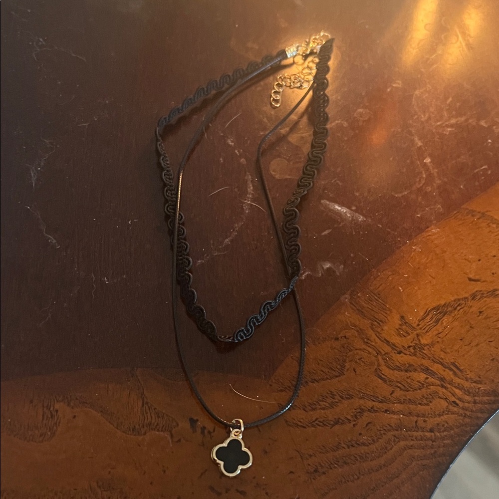 Elegant Black and Gold Pendant Necklace